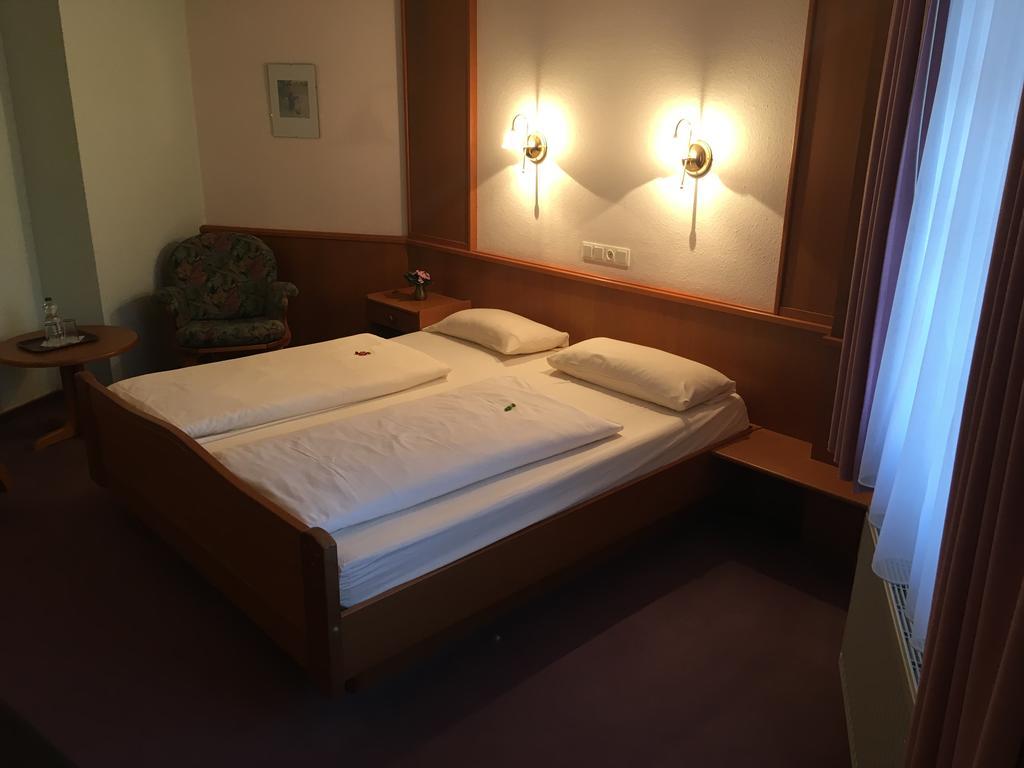 Hotel Zur Buche Бокхорн Екстер'єр фото